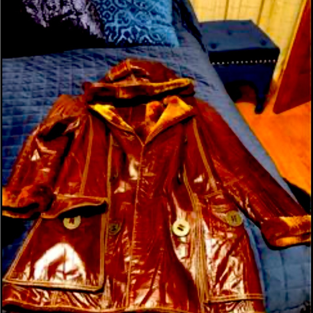 Size small, brown color